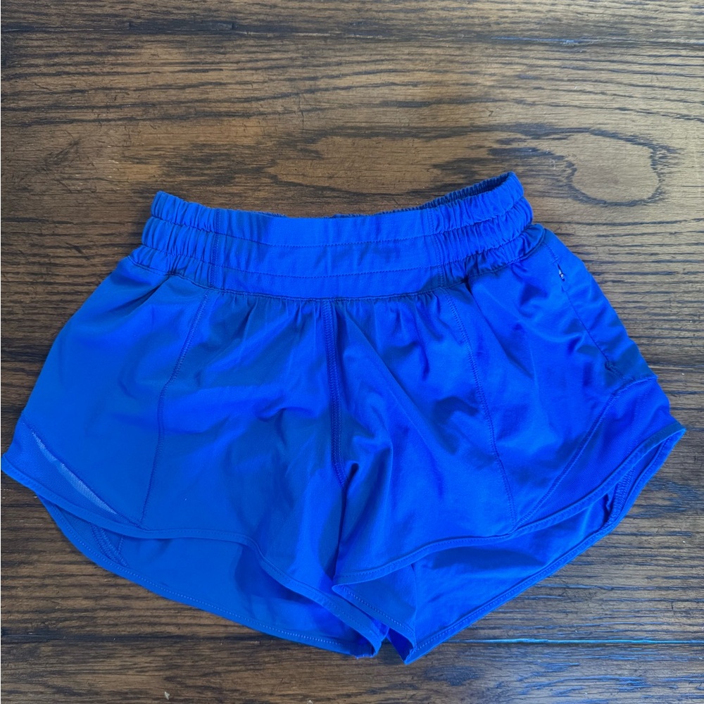 Lululemon women’s Royal Blue Hotty Hot Shorts 2.5” size 0